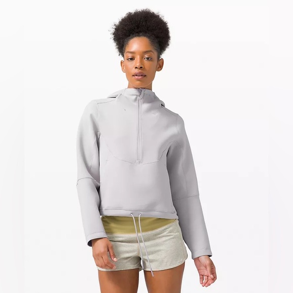 lululemon Spacer Fabric Half-Zip Hoodie in the colour Chrome. Size 4. - Picture 1 of 3